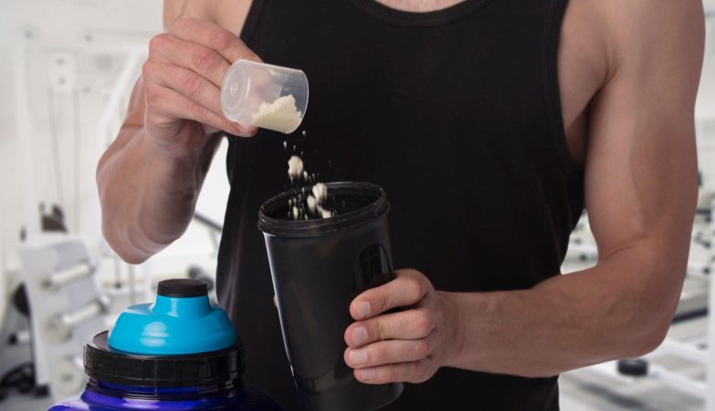 Ar galite maišyti kreatiną ir proteiną